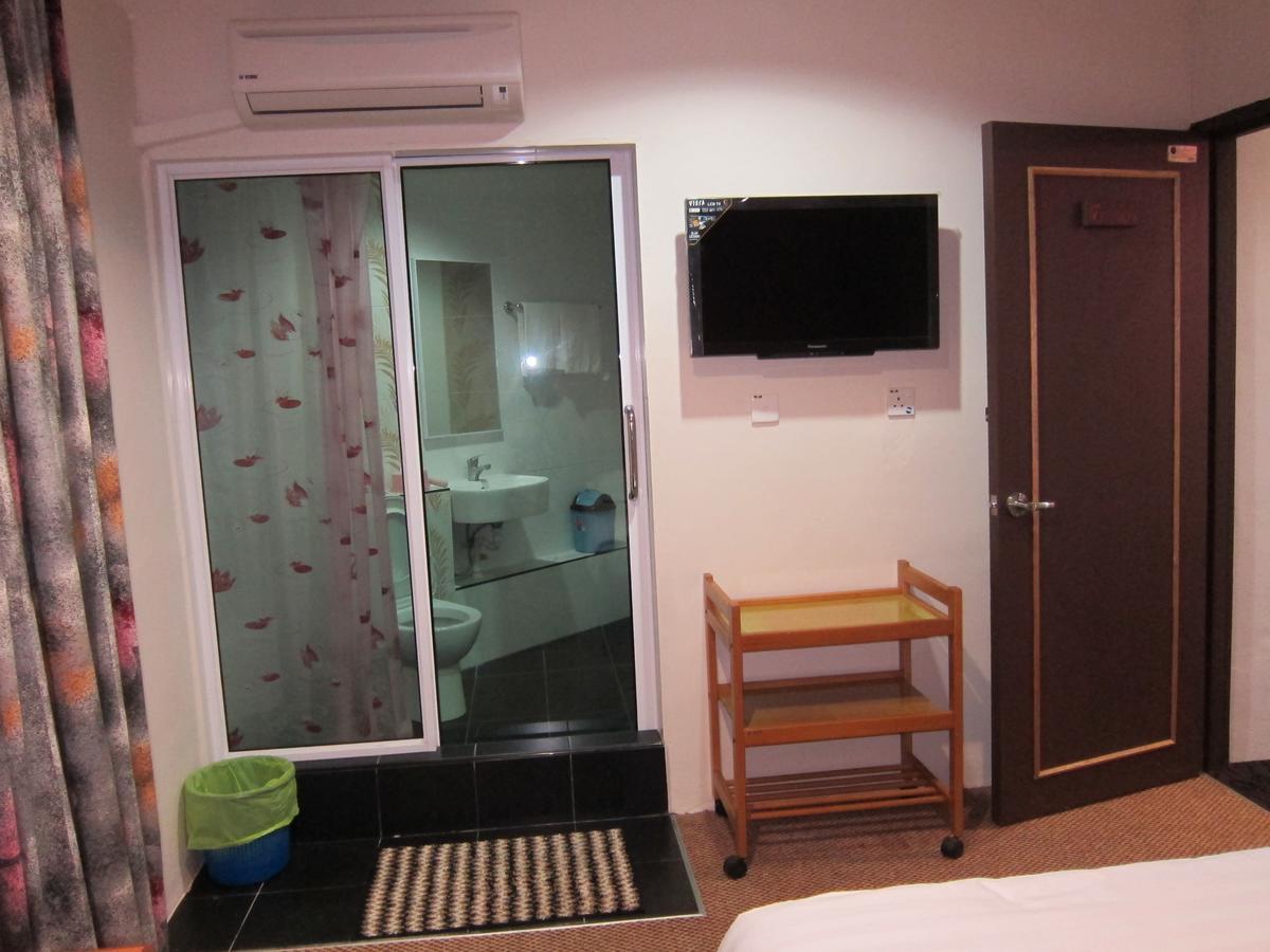 Oriental Inn Кучинг Экстерьер фото